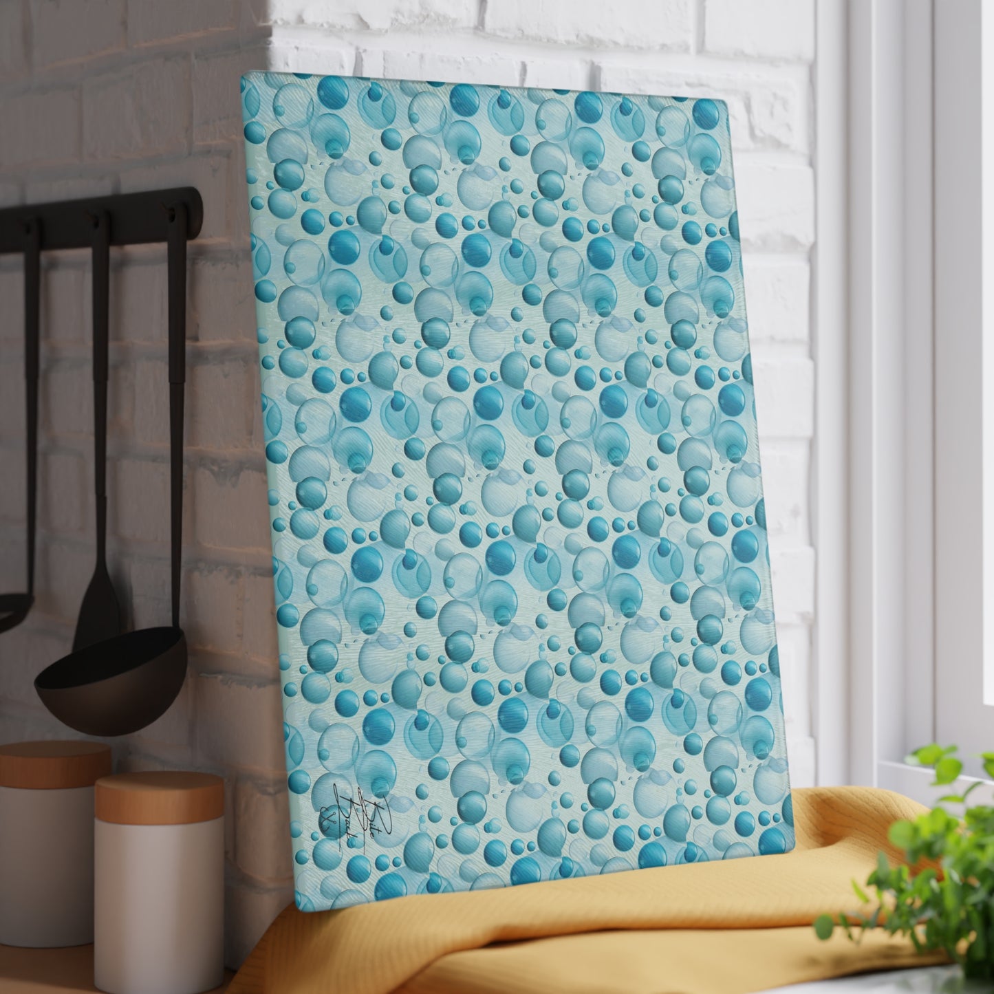 Bubbles Glass Cutting Board